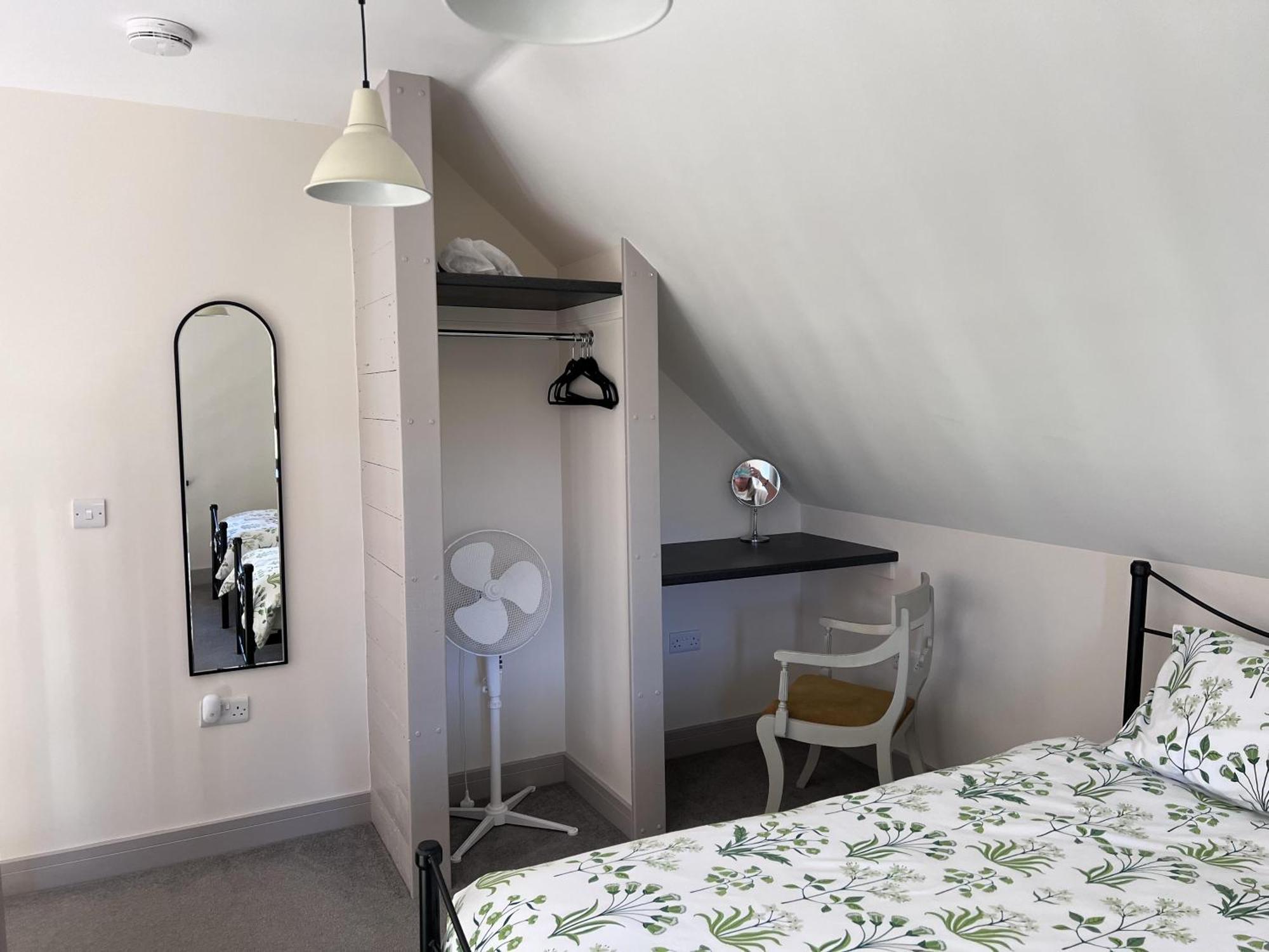 Poachers Hut - Captivating 1-Bed Cottage Shorwell Zewnętrze zdjęcie
